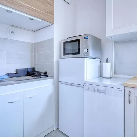 Aaron Apartamento